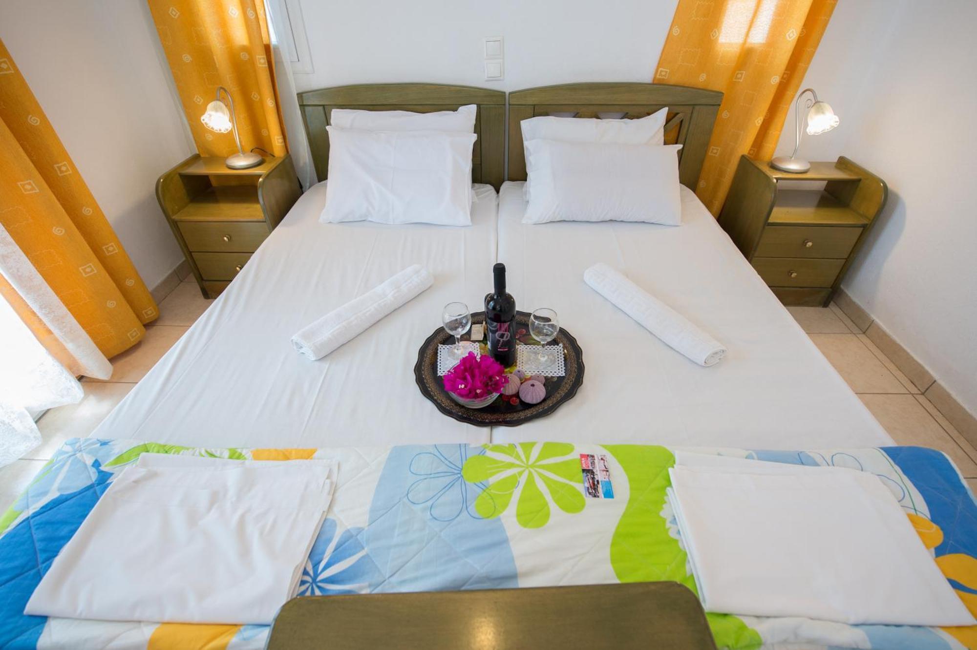 Hotel Avra Néa Epídavros Zewnętrze zdjęcie
